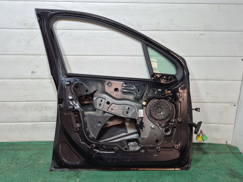 Recambio de puerta delantera izquierda para peugeot 208 i (ca_, cc_) 1.2 puretech 82 referencia OEM IAM   