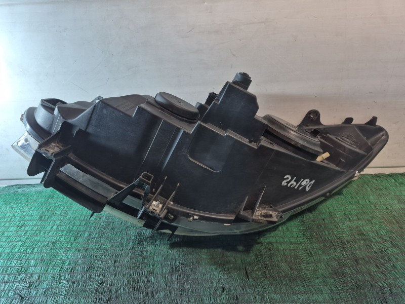 Recambio de faro derecho para peugeot 307 cc (3b) 2.0 16v referencia OEM IAM   