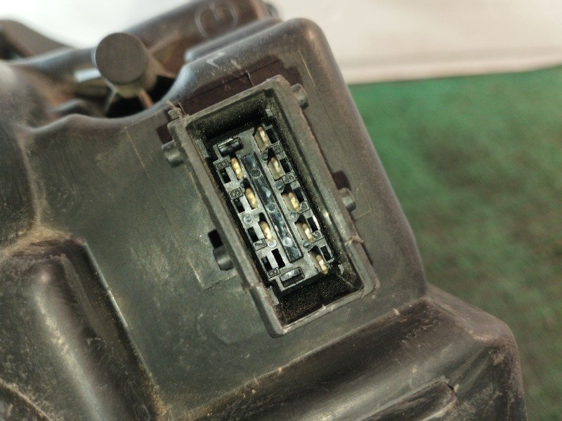 Recambio de faro izquierdo para peugeot expert tepee l1h1 premium referencia OEM IAM   