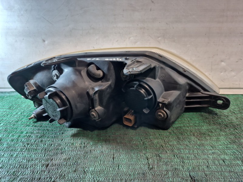 Recambio de faro izquierdo para hyundai coupe (gk) 1.6 fx referencia OEM IAM 921012CXXX 921012CXXX 921012CXXX