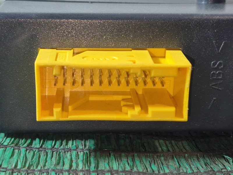 Recambio de modulo electronico para peugeot 307 cc (3b) 2.0 16v referencia OEM IAM 9647538580 9647538580 9647538580