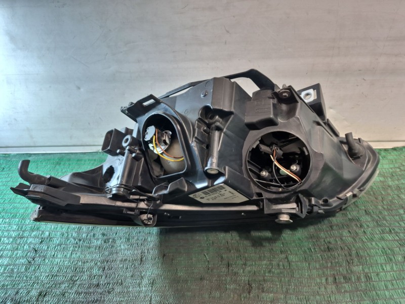 Recambio de faro derecho para bmw 5 touring (e61) 520 d referencia OEM IAM   