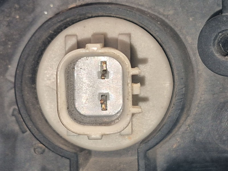 Recambio de faro izquierdo para honda fr-v (be) 1.7 referencia OEM IAM   