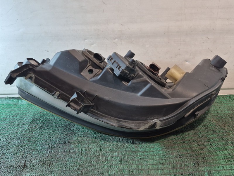 Recambio de faro derecho para ford focus c-max (cap) ambiente (d) referencia OEM IAM   