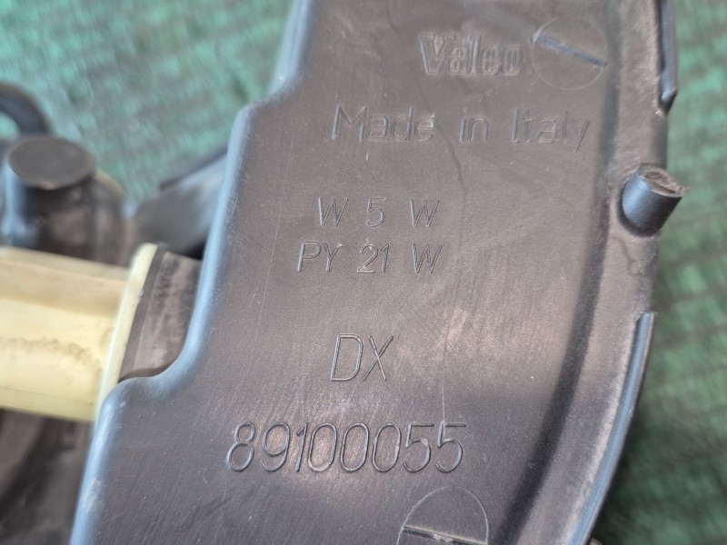 Recambio de faro derecho para ford focus c-max (cap) ambiente (d) referencia OEM IAM   