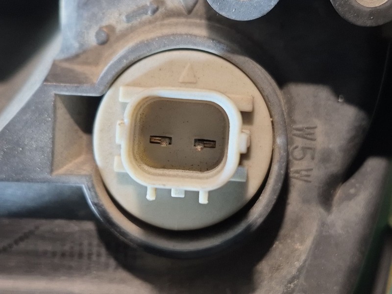 Recambio de faro derecho para honda fr-v (be) 1.7 referencia OEM IAM P4802R P4802R P4802R