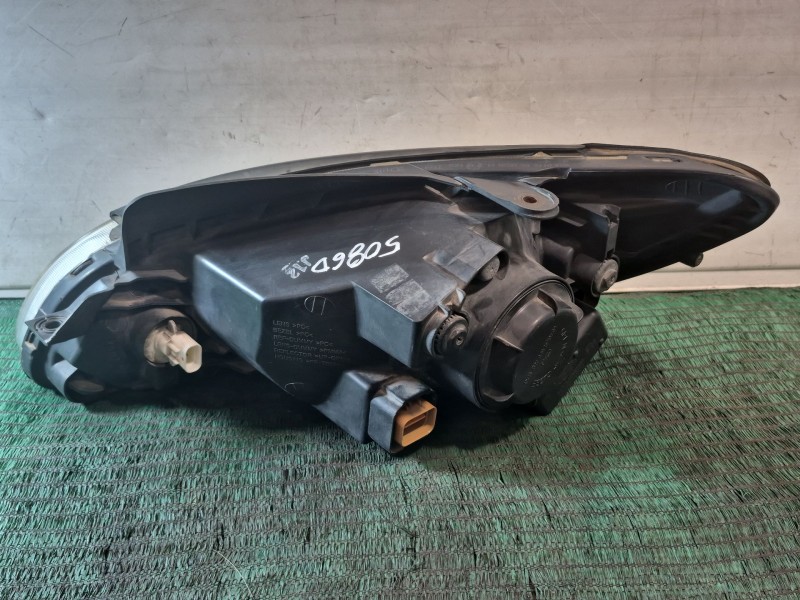 Recambio de faro derecho para hyundai getz (tb) 1.5 crdi cat referencia OEM IAM 921011C500 921011C500 921011C500