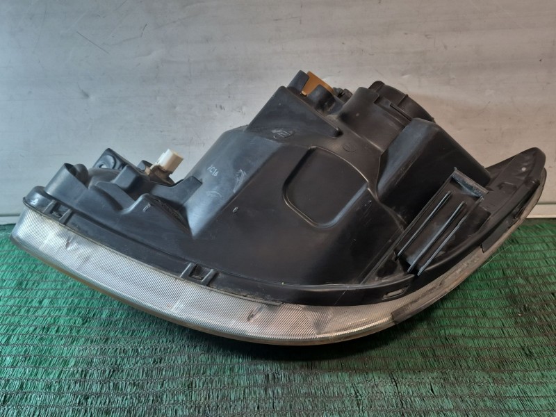 Recambio de faro derecho para hyundai getz (tb) 1.5 crdi cat referencia OEM IAM 921011C500 921011C500 921011C500