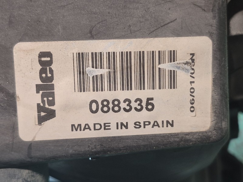 Recambio de faro derecho para renault megane ii berlina 5p referencia OEM IAM   