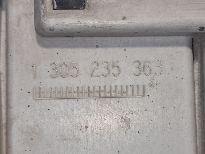 Recambio de faro derecho para mercedes-benz clase s (w220) berlina 320 cdi (220.026) referencia OEM IAM   