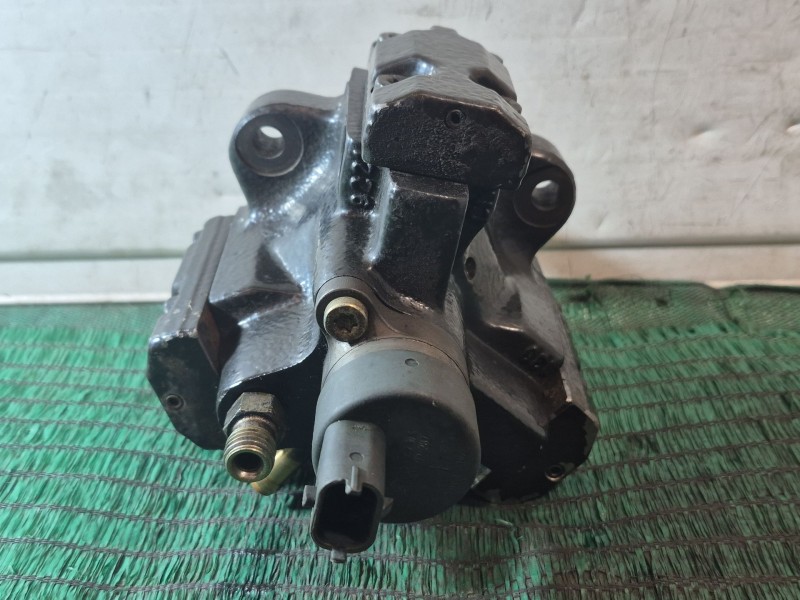 Recambio de bomba inyeccion para bmw 5 (e39) 530 d referencia OEM IAM   