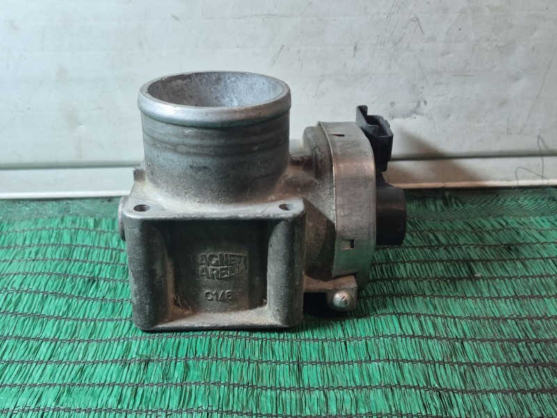 Recambio de caja mariposa para fiat stilo (192_) 1.6 16v (192_xb1a) referencia OEM IAM   