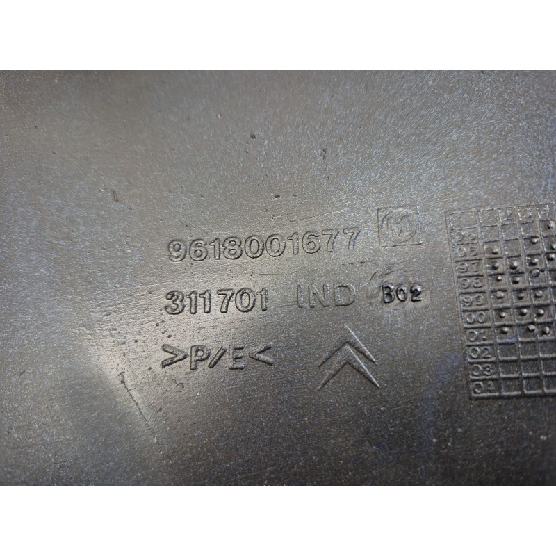 Recambio de paragolpes trasero para citroën saxo (s0, s1) 1.0 x referencia OEM IAM 9618001677 9618001677 9618001677