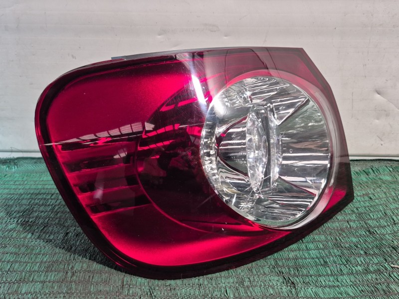 Recambio de piloto trasero izquierdo para volkswagen golf plus (5m1) bluemotion edition referencia OEM IAM   