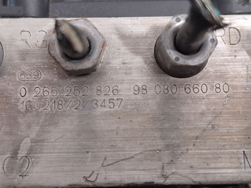 Recambio de abs para peugeot 5008 (0u_, 0e_) 1.6 bluehdi 120 referencia OEM IAM   