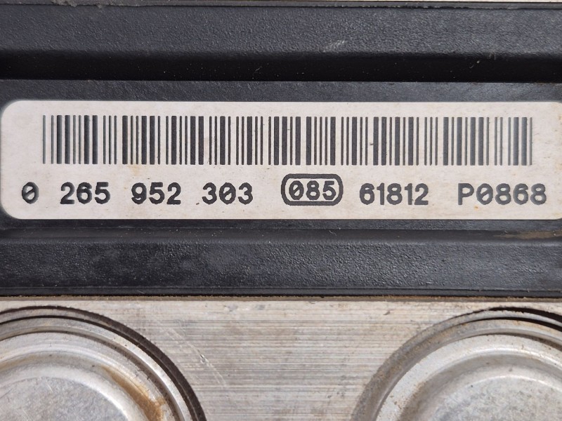 Recambio de abs para peugeot 5008 (0u_, 0e_) 1.6 bluehdi 120 referencia OEM IAM   