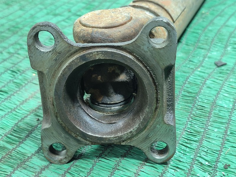 Recambio de transmision central para ford transit caja/chasis (t_ _) 2.5 d (ttl, tts, tul, tus, tte) referencia OEM IAM   