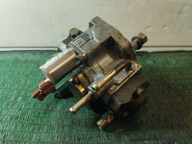 Recambio de bomba inyeccion para mazda mpv ii (lw) 2.0 di referencia OEM IAM   