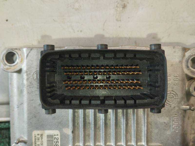 Recambio de centralita motor uce para cadillac cts 3.0 referencia OEM IAM   