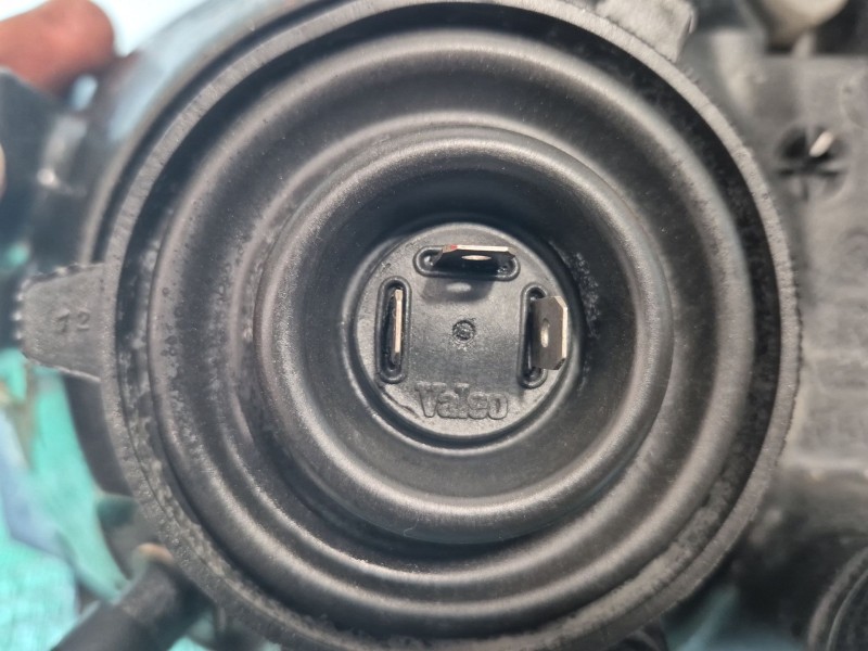 Recambio de faro derecho para piaggio m500 0.5 d referencia OEM IAM   