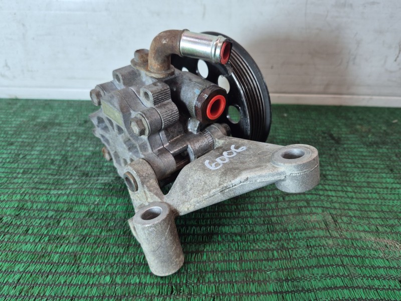 Recambio de bomba direccion para cadillac cts 3.0 referencia OEM IAM 25762415 25762415 25762415