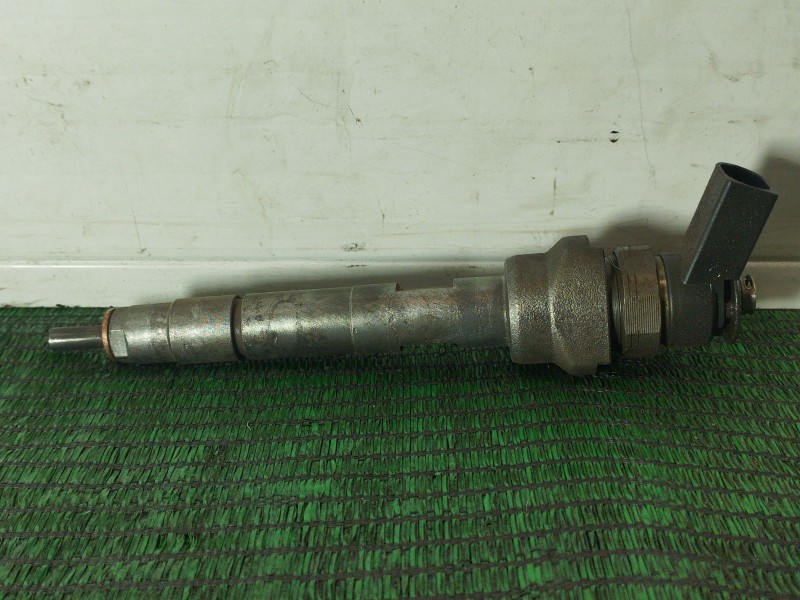 Recambio de inyector para mini mini countryman (f60) cooper d referencia OEM IAM   