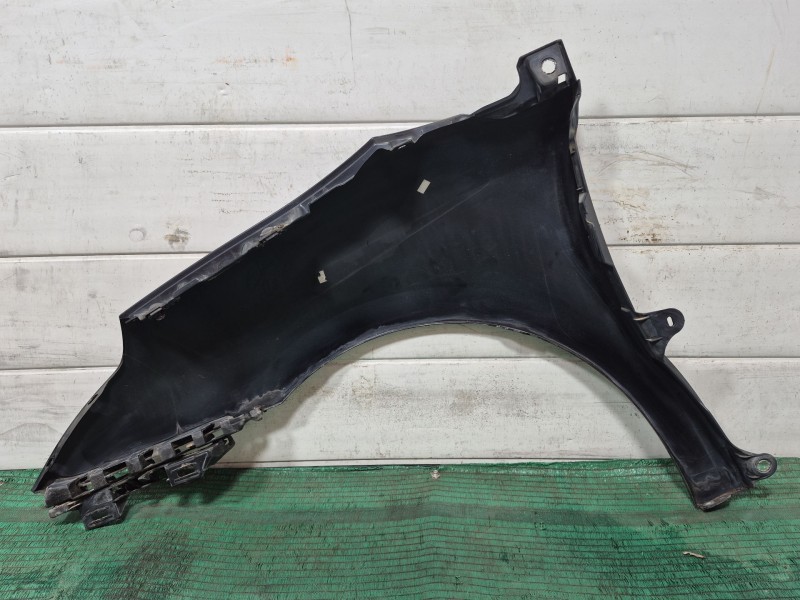 Recambio de aleta delantera derecha para citroën c4 i (lc_) 1.6 16v referencia OEM IAM   