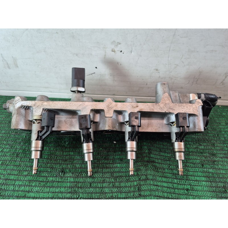 Recambio de colector admision para volkswagen golf v berlina (1k1) conceptline (e) referencia OEM IAM 03C133204 03C133204 03C133