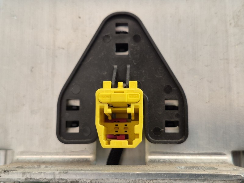 Recambio de barra antivuelco para audi s5 cabriolet (8f7) 3.0 tfsi referencia OEM IAM   