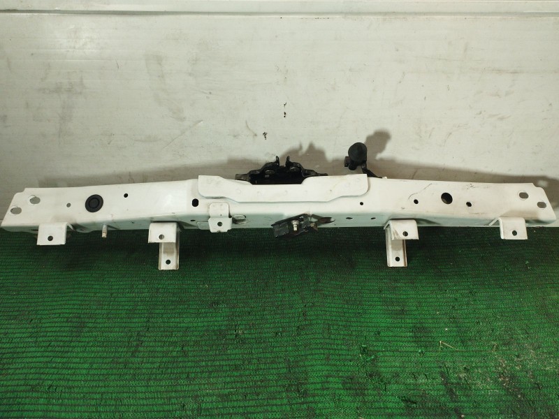 Recambio de travesaño superior para nissan qashqai ii (j11, j11_) 1.2 dig-t referencia OEM IAM   