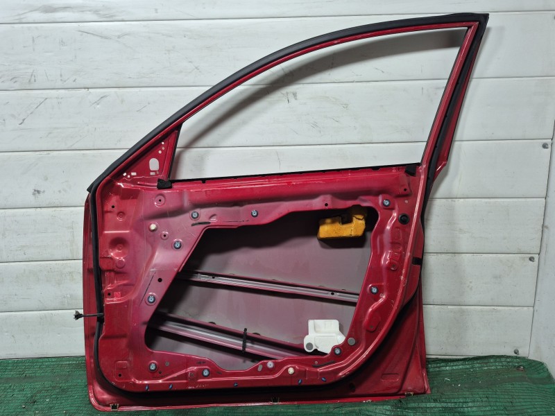 Recambio de puerta delantera derecha para mazda 3 (bk) 1.6 di turbo referencia OEM IAM   