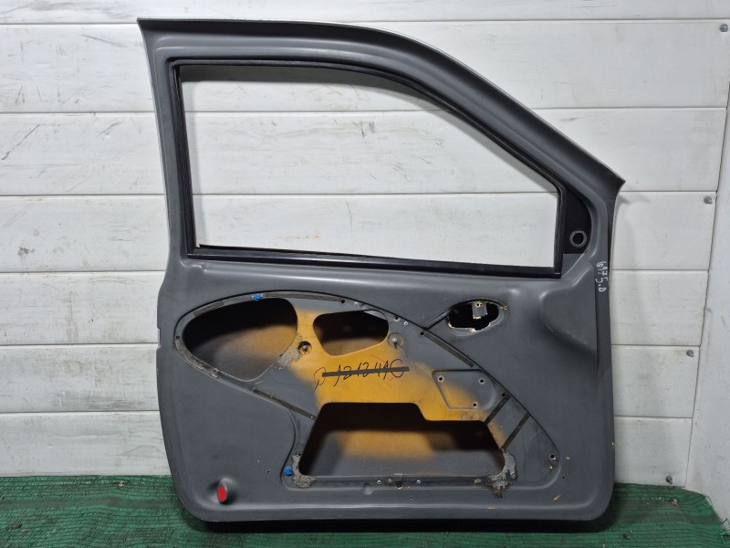 Recambio de puerta delantera izquierda para piaggio m500 0.5 d referencia OEM IAM   