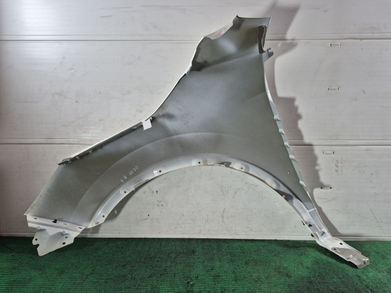 Recambio de aleta delantera derecha para nissan qashqai ii (j11, j11_) 1.2 dig-t referencia OEM IAM   