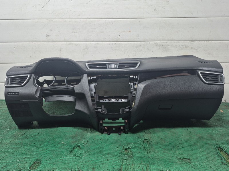 Recambio de salpicadero para nissan qashqai ii (j11, j11_) 1.2 dig-t referencia OEM IAM   