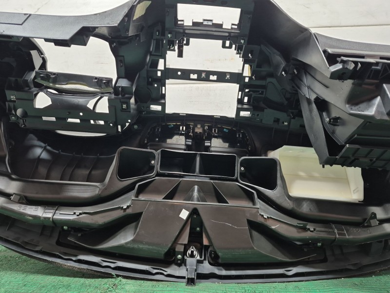 Recambio de salpicadero para nissan qashqai ii (j11, j11_) 1.2 dig-t referencia OEM IAM   