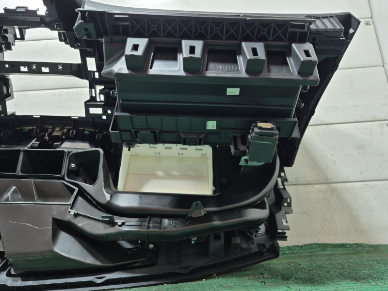 Recambio de salpicadero para nissan qashqai ii (j11, j11_) 1.2 dig-t referencia OEM IAM   
