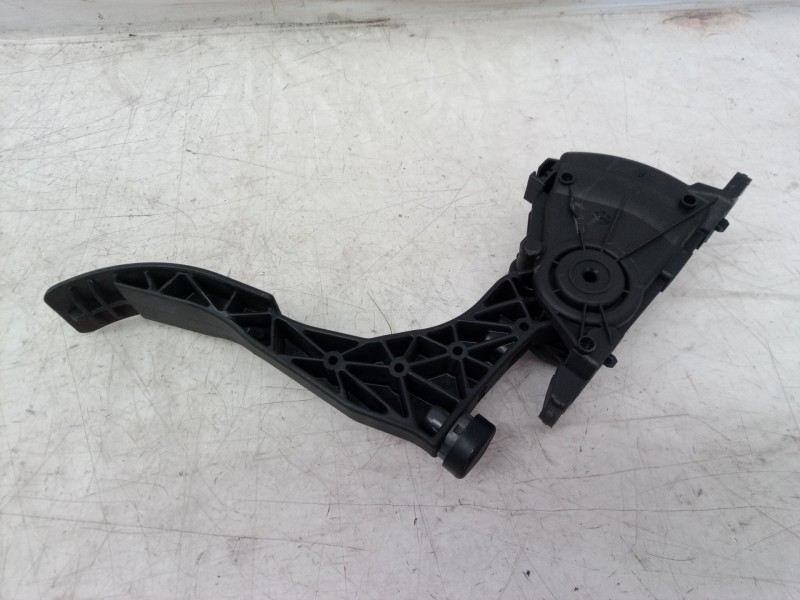 Recambio de pedal acelerador para volkswagen polo (6r1) advance referencia OEM IAM 6Q1723503P 6Q1723503P 6Q1723503