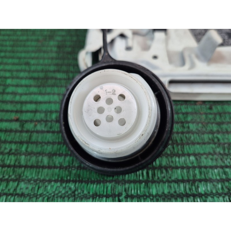 Recambio de tapa exterior combustible para nissan qashqai ii (j11, j11_) 1.2 dig-t referencia OEM IAM   