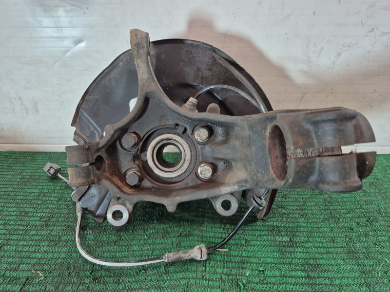 Recambio de mangueta delantera izquierda para nissan qashqai ii (j11, j11_) 1.2 dig-t referencia OEM IAM   