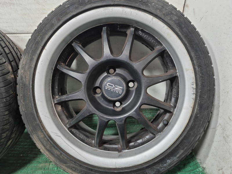 Recambio de juego llantas para volkswagen polo (6n2) 1.0 referencia OEM IAM   