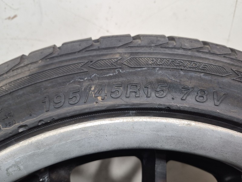Recambio de juego llantas para volkswagen polo (6n2) 1.0 referencia OEM IAM   