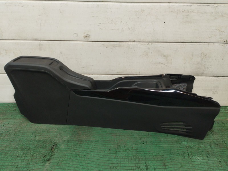 Recambio de consola central trasera para peugeot 2008 i (cu_) 1.5 bluehdi 120 referencia OEM IAM   