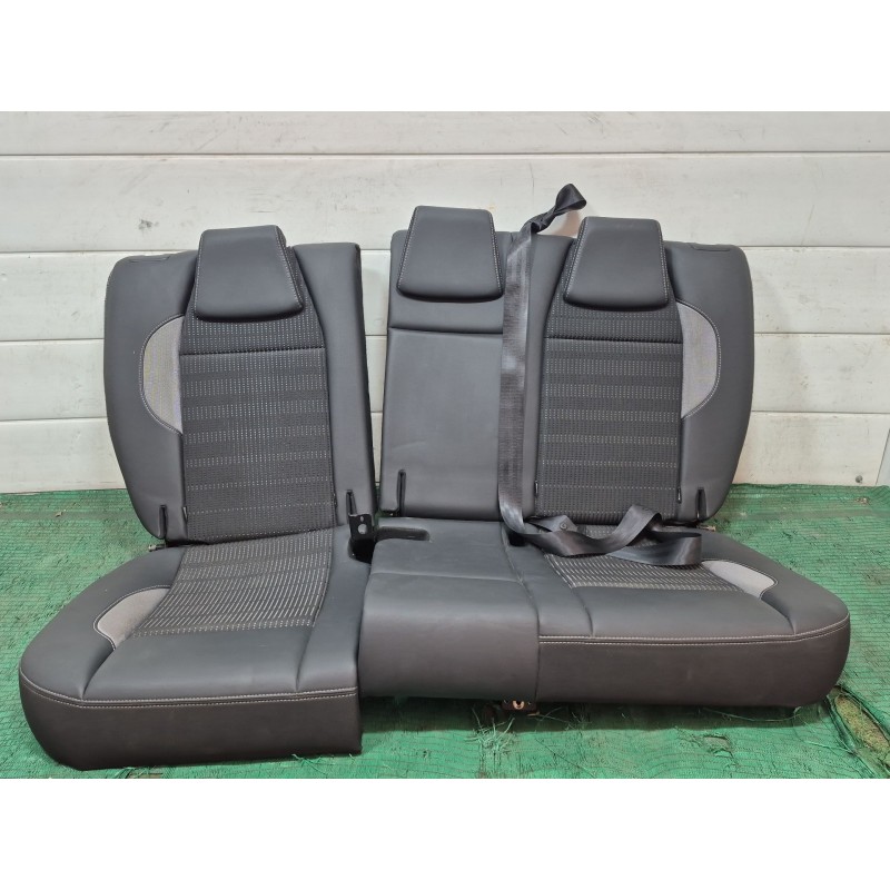 Recambio de juego asientos completo para peugeot 2008 i (cu_) 1.5 bluehdi 120 referencia OEM IAM   