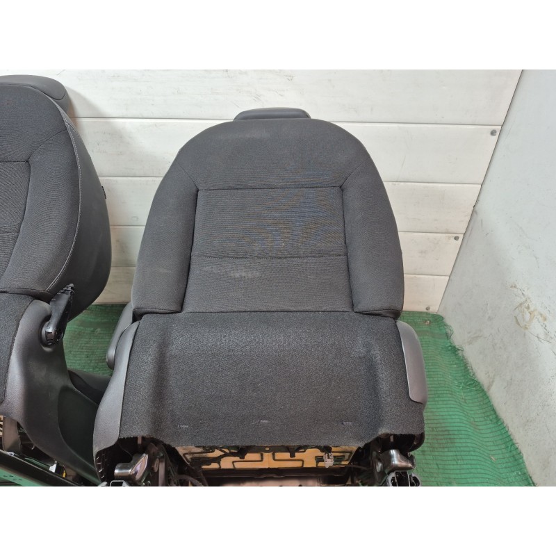 Recambio de juego asientos completo para peugeot 2008 i (cu_) 1.5 bluehdi 120 referencia OEM IAM   