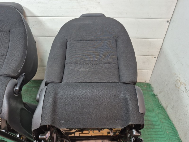 Recambio de juego asientos completo para peugeot 2008 i (cu_) 1.5 bluehdi 120 referencia OEM IAM   