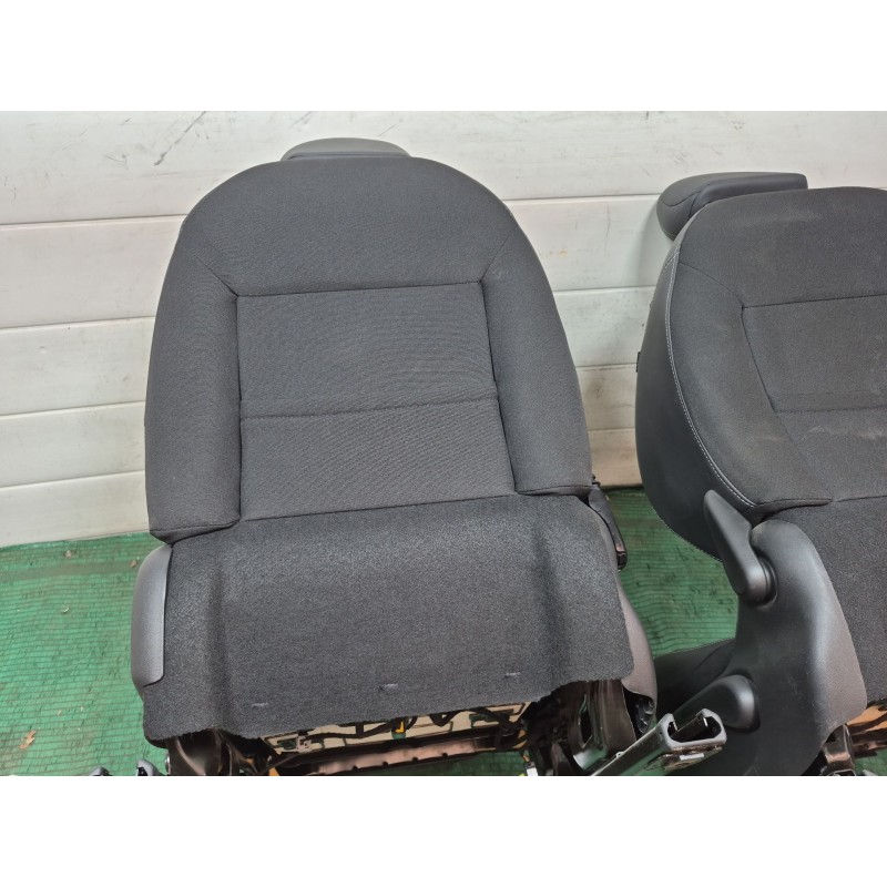 Recambio de juego asientos completo para peugeot 2008 i (cu_) 1.5 bluehdi 120 referencia OEM IAM   