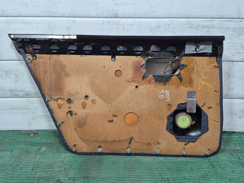 Recambio de guarnecido puerta trasera derecha para jaguar xj sovereign v12 referencia OEM IAM   