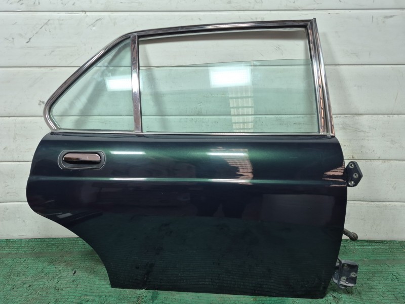 Recambio de puerta trasera derecha para jaguar xj sovereign v12 referencia OEM IAM   