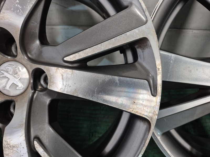 Recambio de juego llantas para peugeot 2008 i (cu_) 1.5 bluehdi 120 referencia OEM IAM   