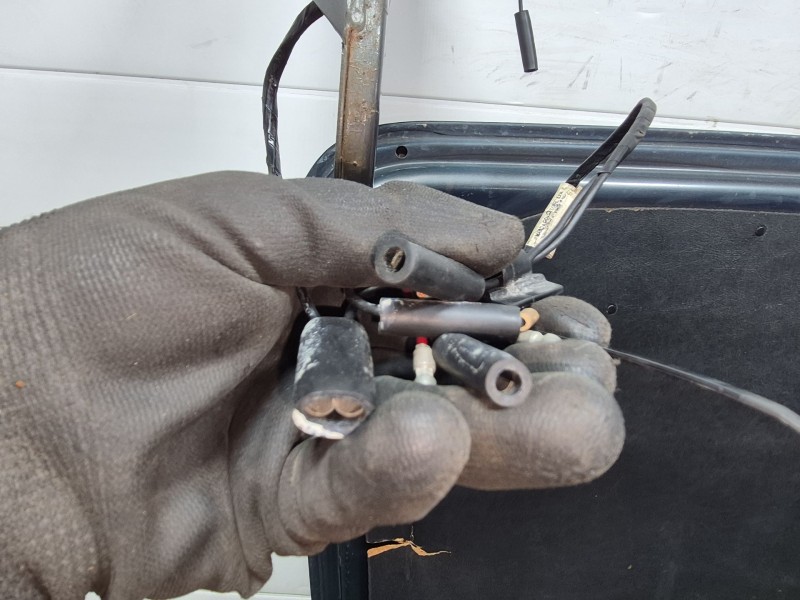 Recambio de tapa maletero para jaguar xj sovereign v12 referencia OEM IAM   